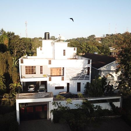 Arusha Royal Bed & Breakfast Dış mekan fotoğraf