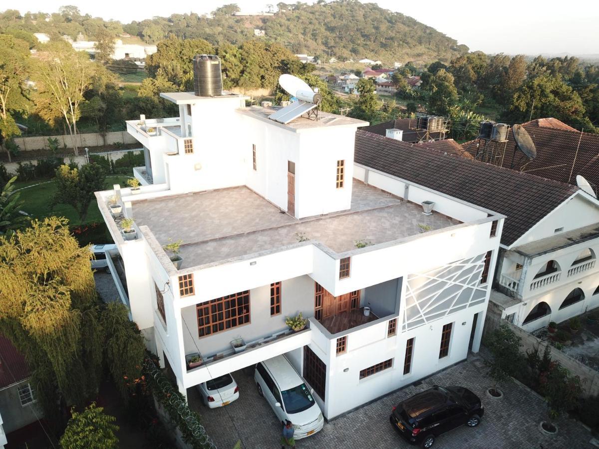 Arusha Royal Bed & Breakfast Dış mekan fotoğraf